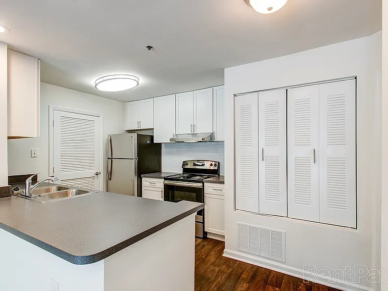 Wesley Place Apartments at Lawrenceville — Photo 23