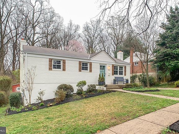 3rd image of 11421 Ashley Dr