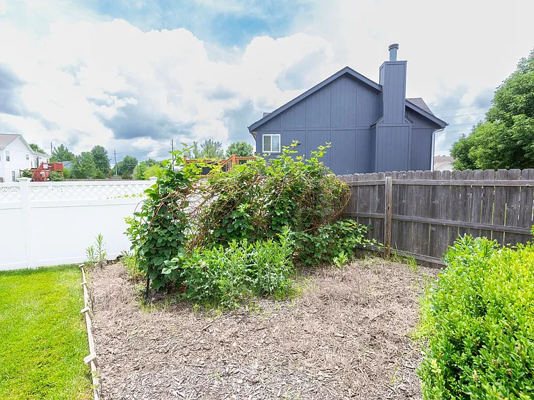 16131 S Matt Ct — Photo 31