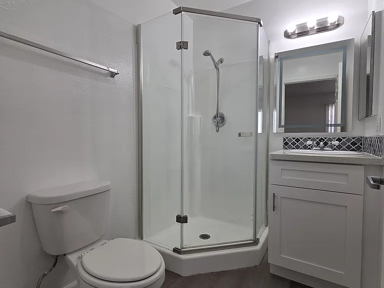 Coral Vista Apartments — Photo 11
