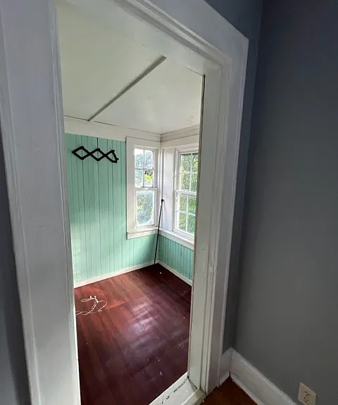 1112 E Colvin St #1 — Photo 6