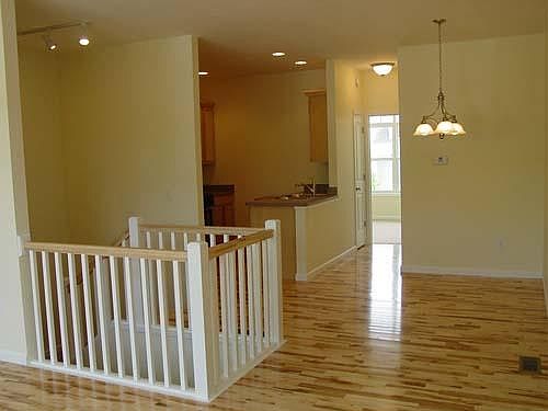 3rd image of 245 Lake Ave