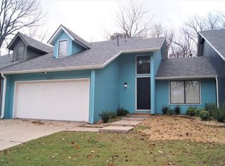 2239 E Kantz Ln S, Fayetteville, AR 72703