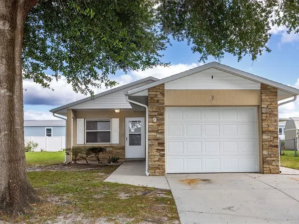 9 Cayman Cir, Umatilla, FL 32784