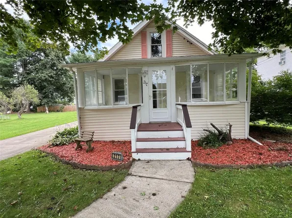 217 Westland Rd, Vestal, NY 13850