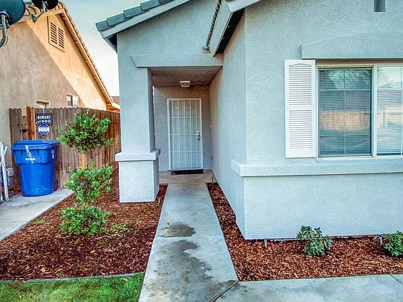 2nd image of 6809 Firebaugh St