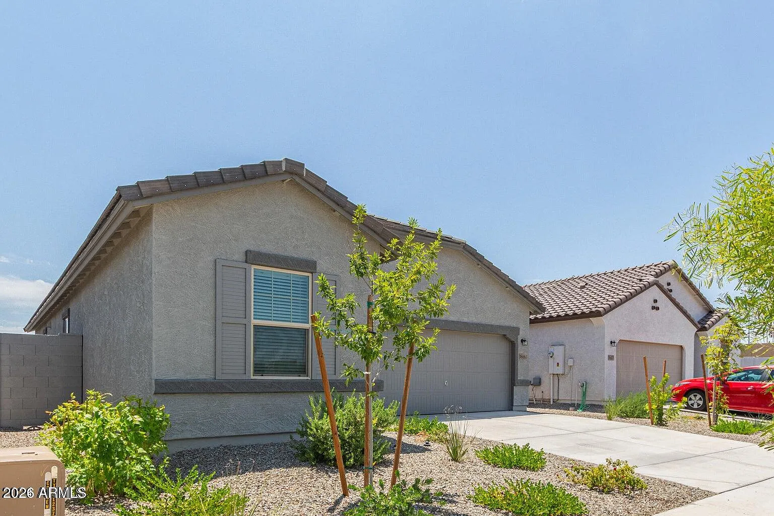 3 bed, 2.0 bath, 1662 sqft, $2,000 — Photo 2
