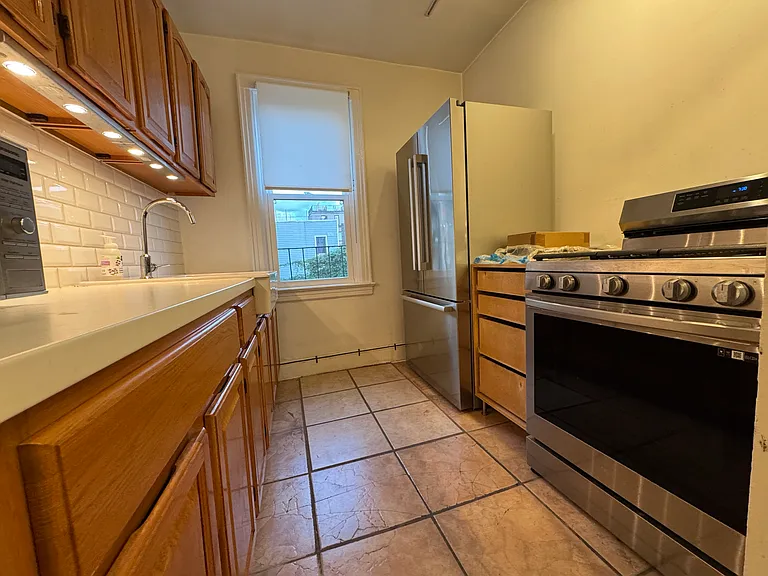994 Willoughby Ave #2 — Photo 13