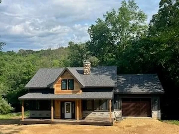 E2053 Fawn Ct, La Valle, WI 53941