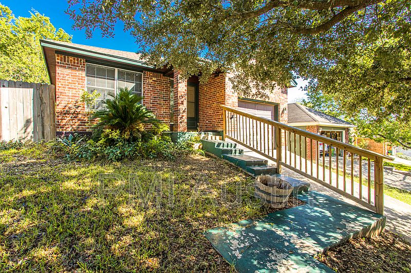 5600 Mesquite Grove Rd, Austin, TX 78744 Zillow