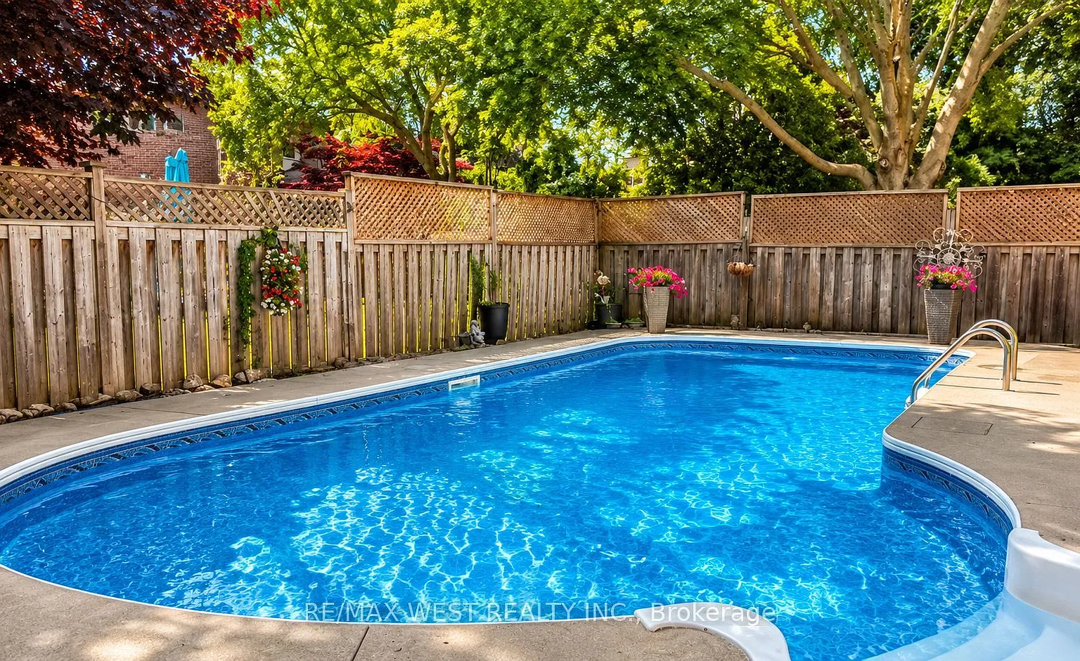 4 bed, $6,400 — Photo 2