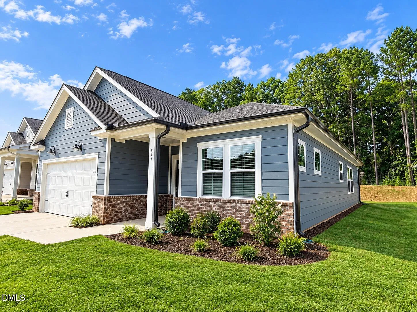 4 bed, 3.0 bath, 1702 sqft, $2,300 — Photo 2