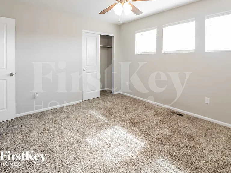 21033 E Tufts Ave — Photo 11