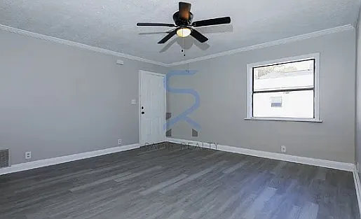 953 Washington St SW #11 — Photo 13