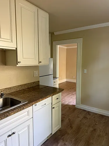 935 Santa Clara Ave #1 Photo 1