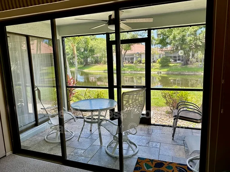 7113 Quail Run Ct W #W9 — Photo 3