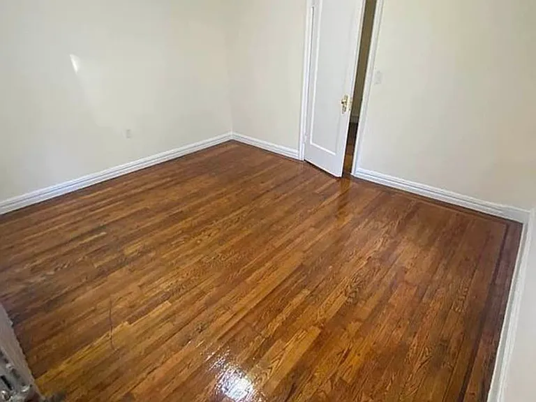 2157 Wallace Ave #6F — Photo 4