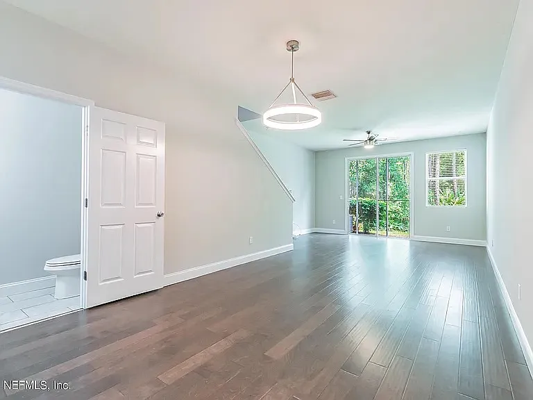 5924 Bartram Village Dr — Photo 16