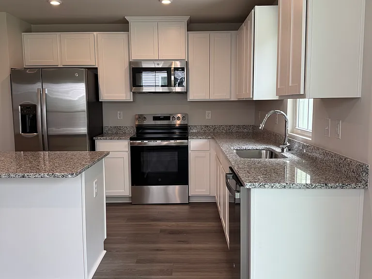 272 Christiana Ln — Photo 7