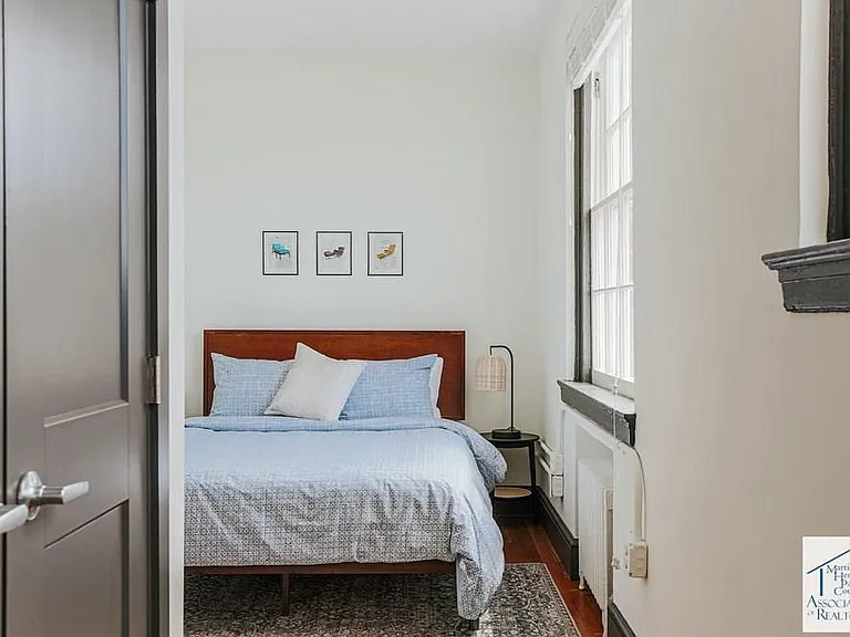 51 E Church St — Photo 4