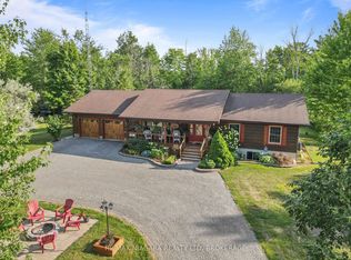 15 Keefer Dr, Welland, ON L3B 5N7