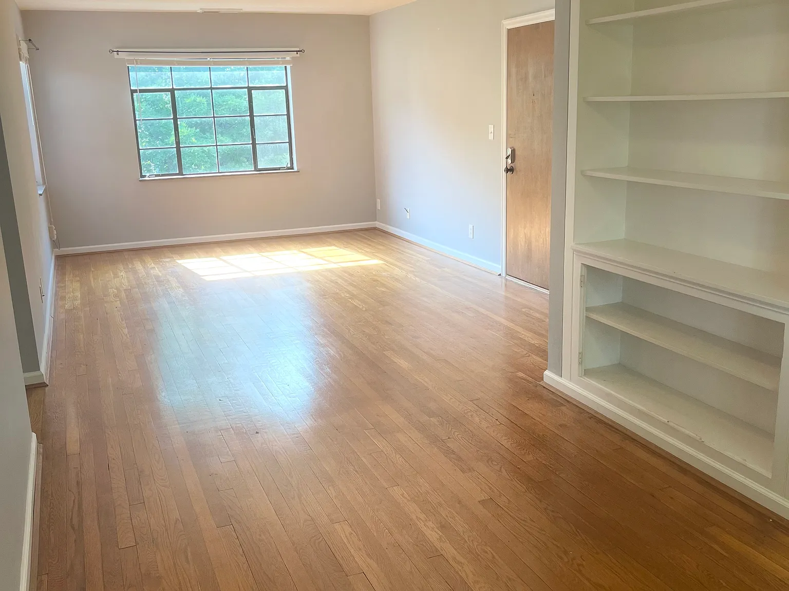 3740 West St — Photo 3