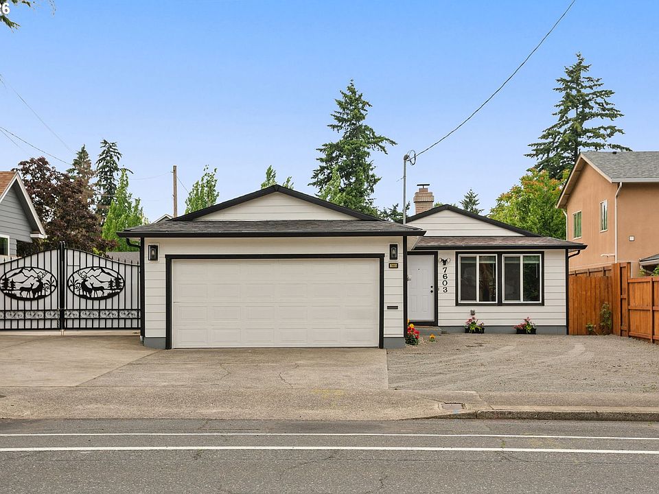 1st image of 7603 SE Flavel St