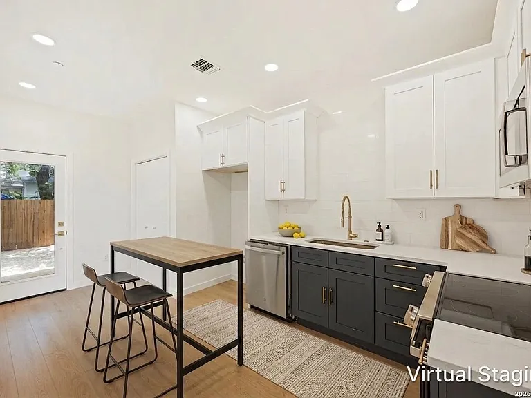 726 Arthur St #102 — Photo 5