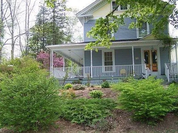37 Northport Ave, Belfast, ME 04915
