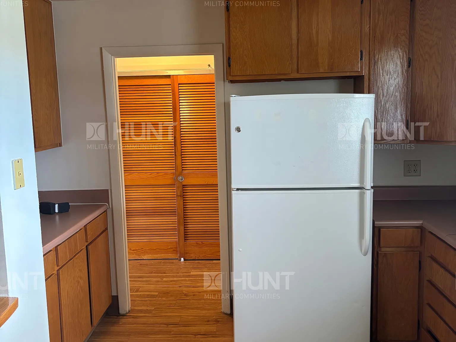 3 bed, 1.5 bath, 1301 sqft, $1,650 — Photo 3