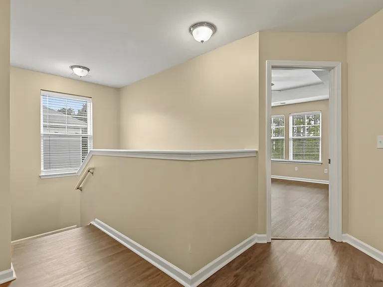 363 Sanctuary Park Dr — Photo 8