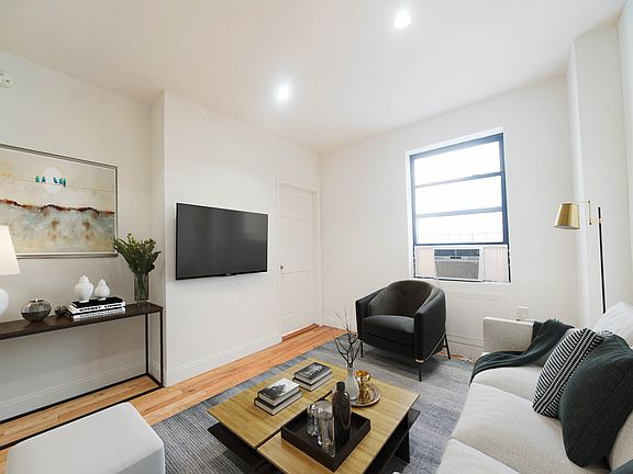 3rd image of 20 Avenue A #L2