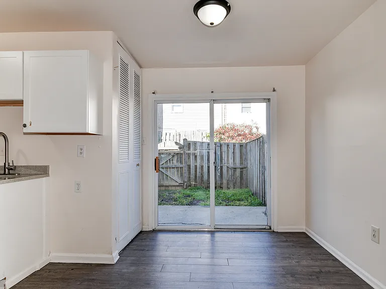 105 Hughey Ct — Photo 19