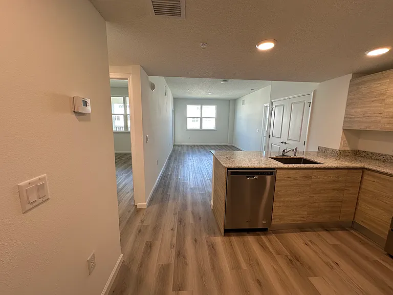 1220 Southstation Pl #305 — Photo 7