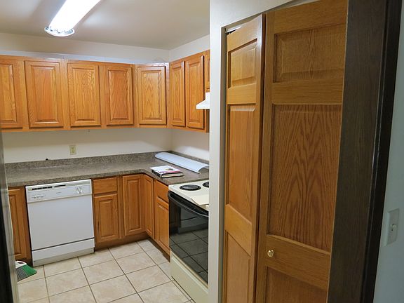 5th image of 5200 S Tuckaway Blvd Unit 207