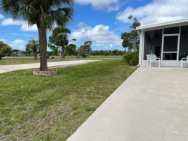 7622 Silage Cir — Photo 2