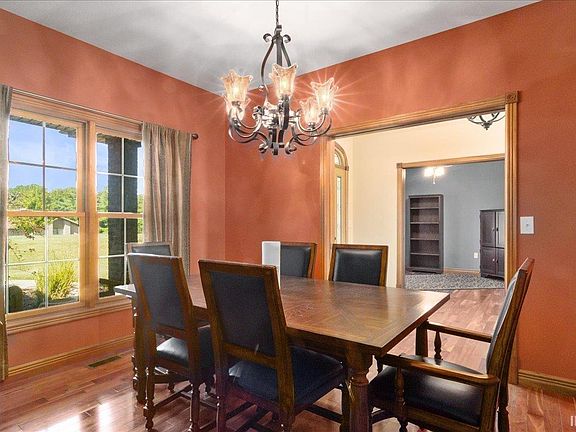 3rd image of 12728 S Scottsdale Dr