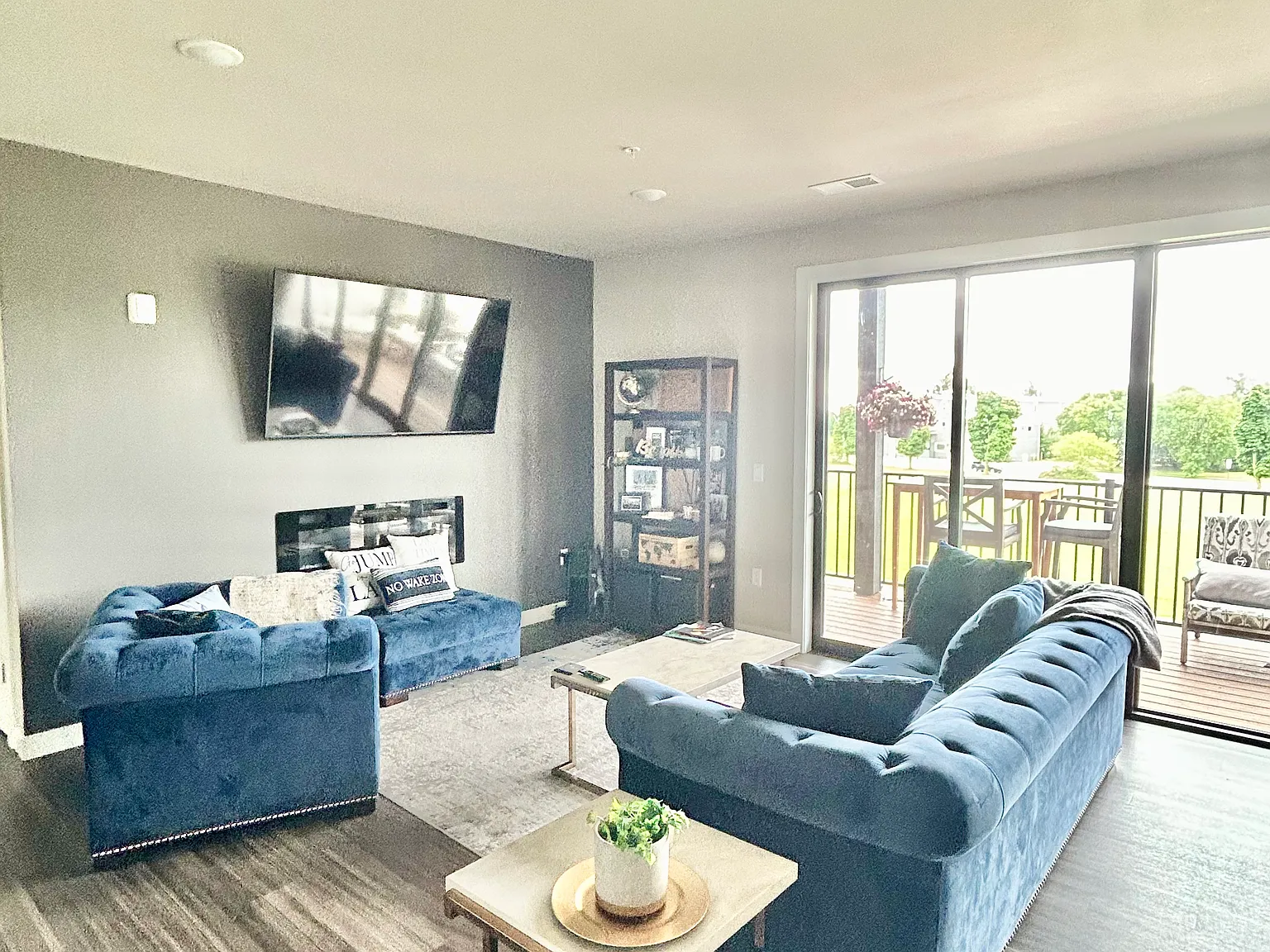 2 bed, 1441 sqft, $2,800 — Photo 3