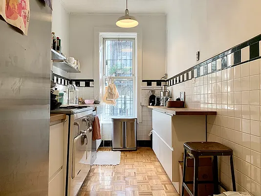 Rented by Garfield Realty  | media 28