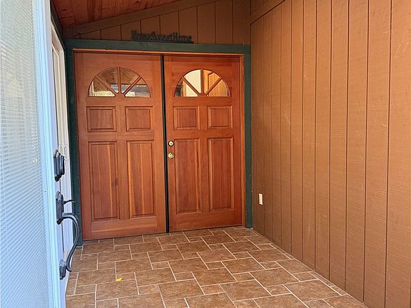 4th image of 2208 Bernina Dr