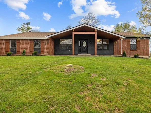 365 Hunters Glen Ct, Ballwin, MO 63011