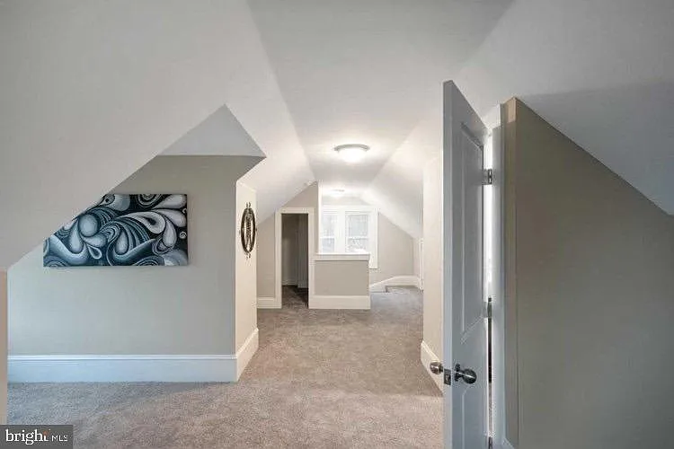 14 Sewell St — Photo 3