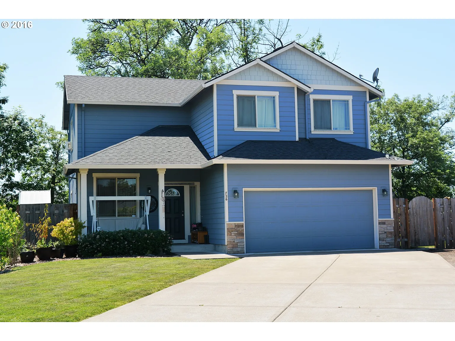 726 Rachel Ln photo 1