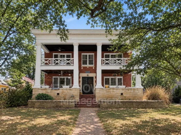 945 Woodruff Place Middle Dr APT 4, Indianapolis, IN 46201