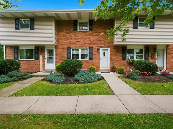 340 High St APT 2, Saxonburg, PA 16056