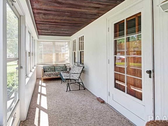 5th image of 2207 W Clarke Ave