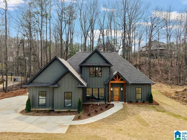 214 Briarwood Dr, Columbiana, AL 35051