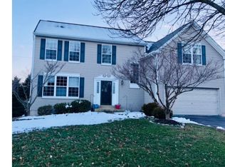 910 Biddle Ln, Phoenixville, PA 19460
