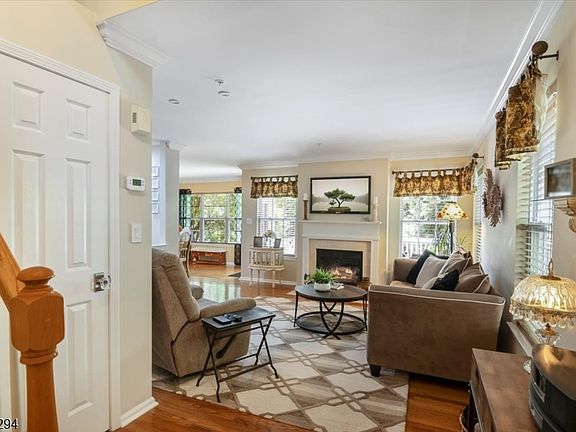 3rd image of 34 Ridge Dr