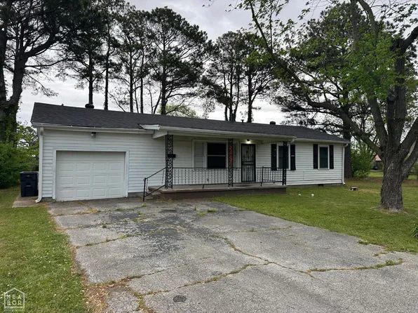 2004 S Kathleen St, Jonesboro, AR 72401